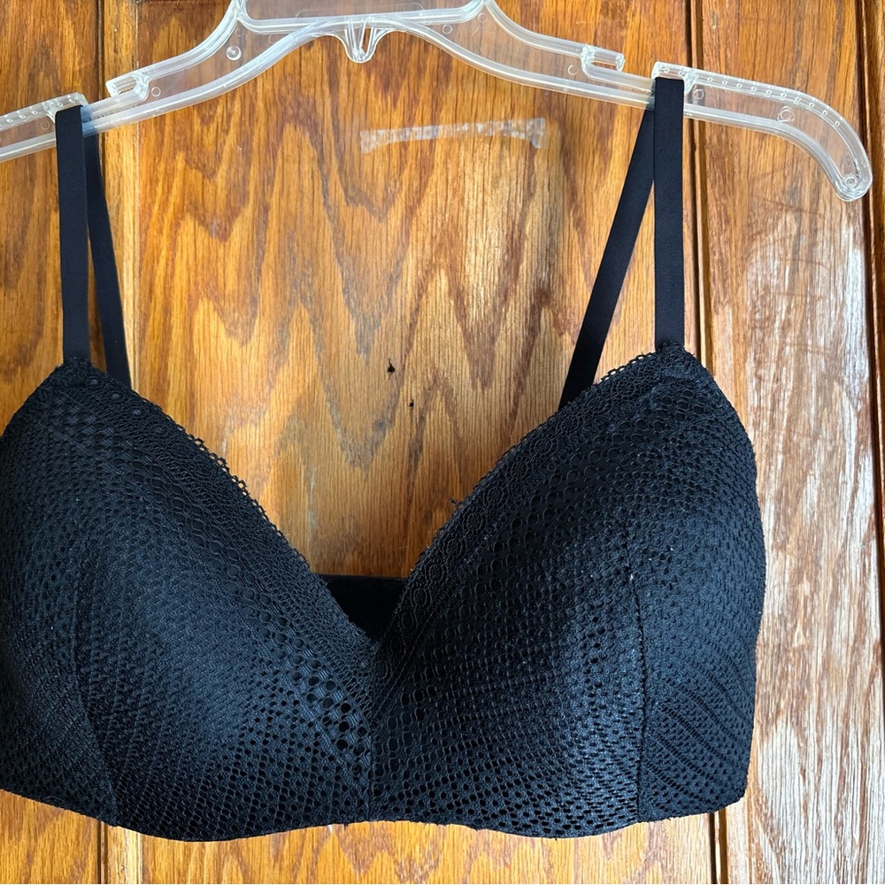 Maidenform Black Textured Bra